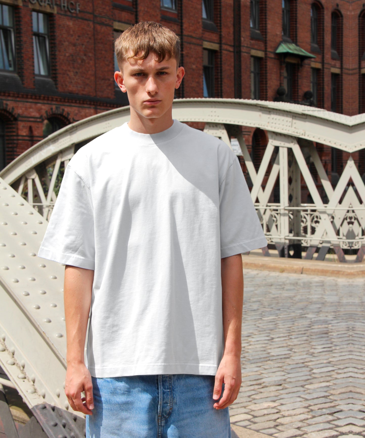 OVERSIZE COMFORT T-SHIRT “T15" OFF-WHITE