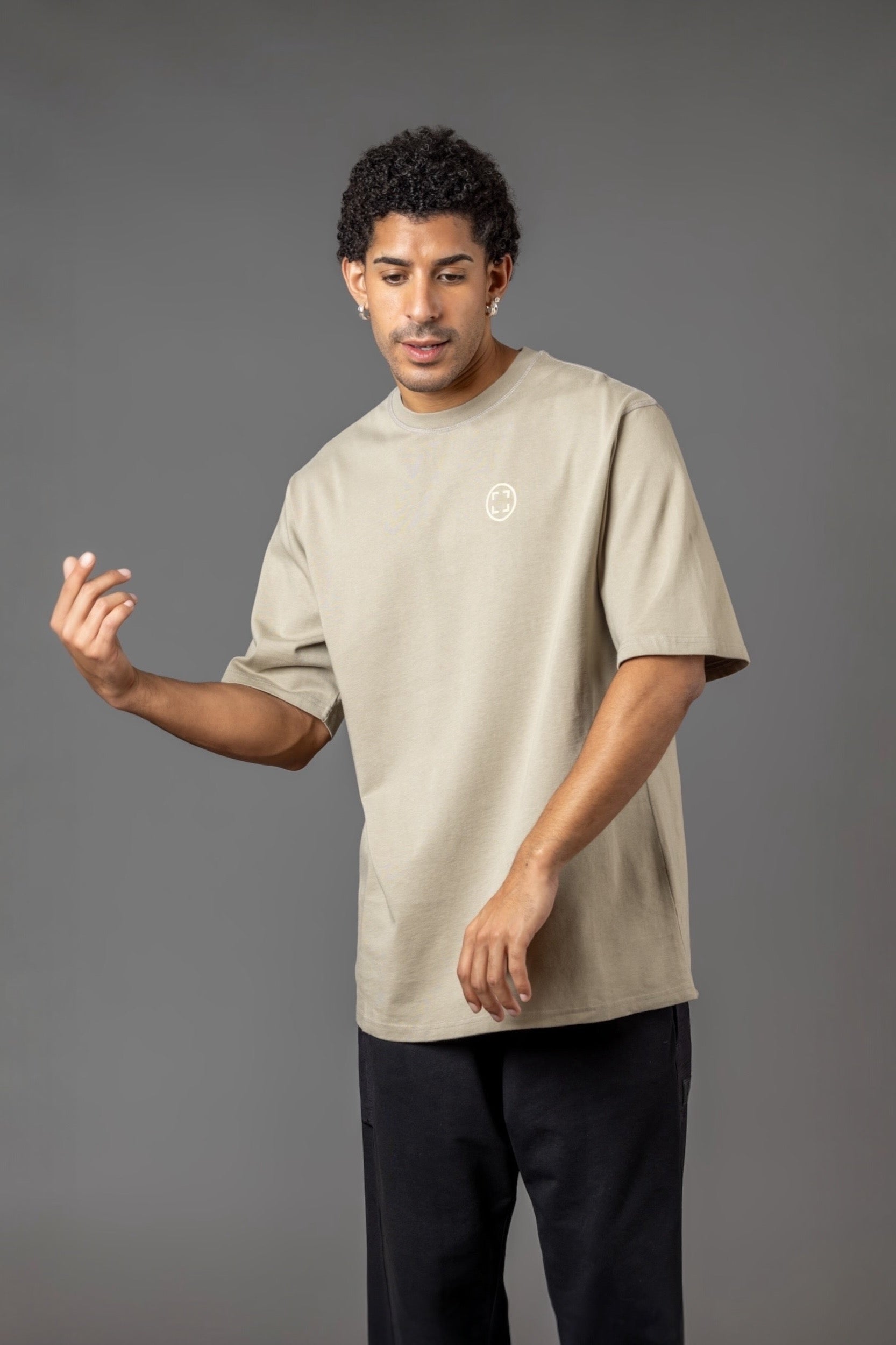 OVERSIZE LOGO T-SHIRT “T5" LIGHT KHAKI